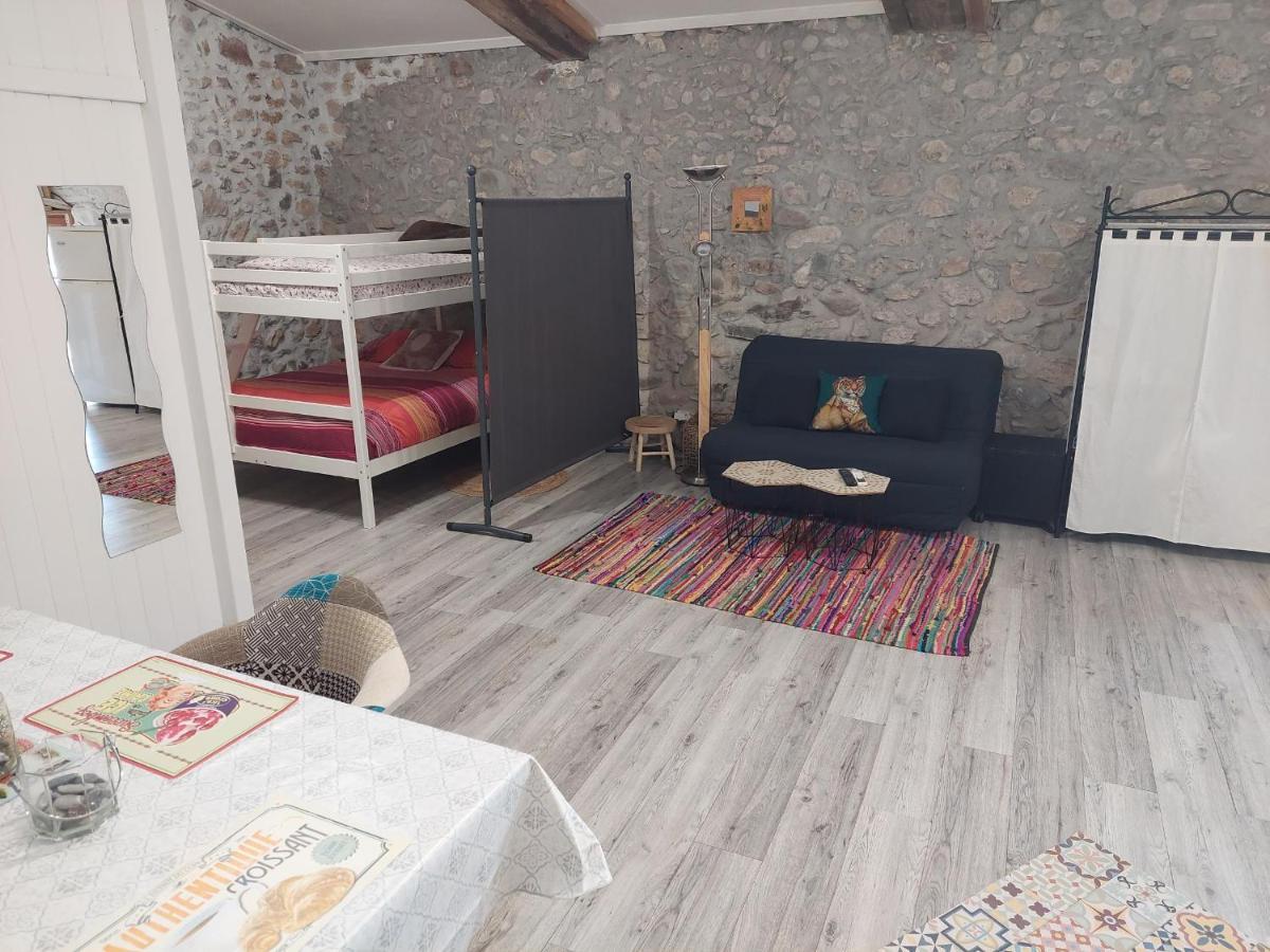 Gite Studio Les Maisons De Gaia Tuchan Экстерьер фото